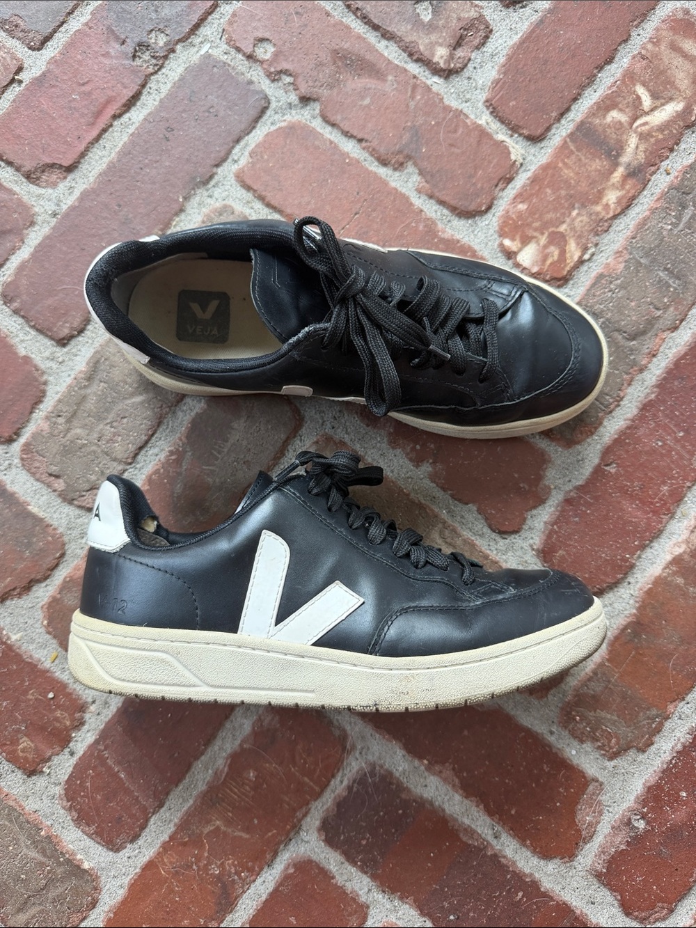 Veja V-12 Black Leather Sneakers